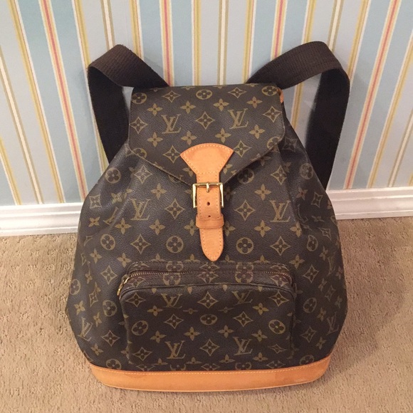 Louis Vuitton Handbags - LV Montsouris GM